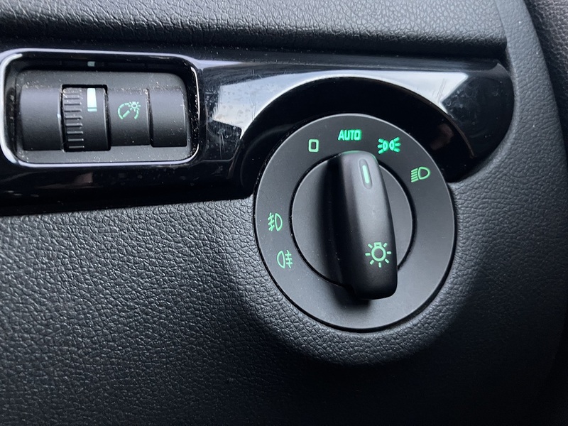 Skoda Yeti 2.0 TDI Laurin & Klement Outdoor 5dr Diesel DSG 4WD Euro 6 (s/s) (150 ps) - U129