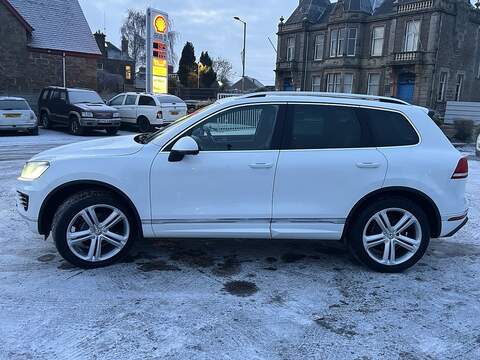 Volkswagen Touareg 3.0 TDI V6 BlueMotion Tech R-Line Plus SUV 5dr Diesel Tiptronic 4WD Euro 6 (s/s) (262 ps) - U138