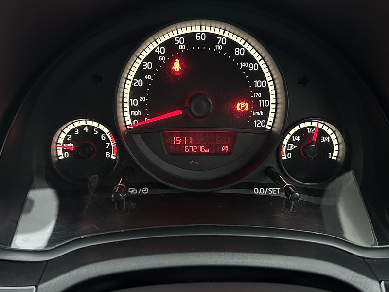 Volkswagen up! 1.0 BlueMotion Tech Move up! Hatchback 3dr Petrol Manual Euro 5 (s/s) (60 ps) - U147