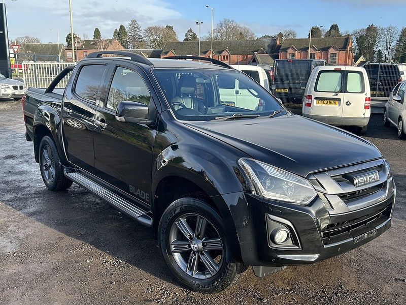 Isuzu D-Max 1.9 TD Blade Pickup Double Cab 4dr Diesel Auto 4WD Euro 6 (164 ps) - U148