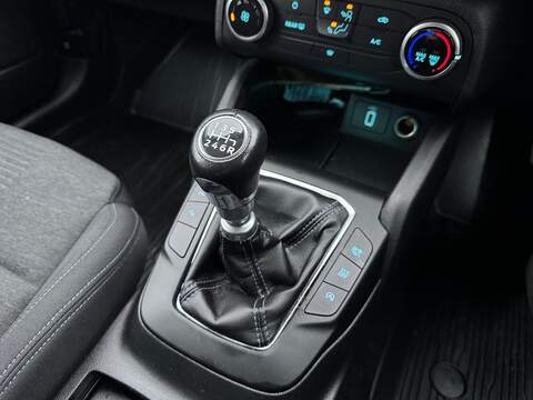 Ford Focus 1.0T EcoBoost Active Euro 6 (s/s) 5dr - U149