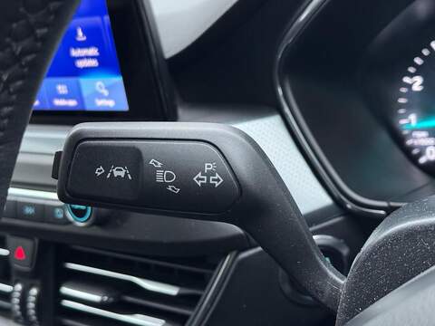 Ford Focus 1.0T EcoBoost Active Euro 6 (s/s) 5dr - U149