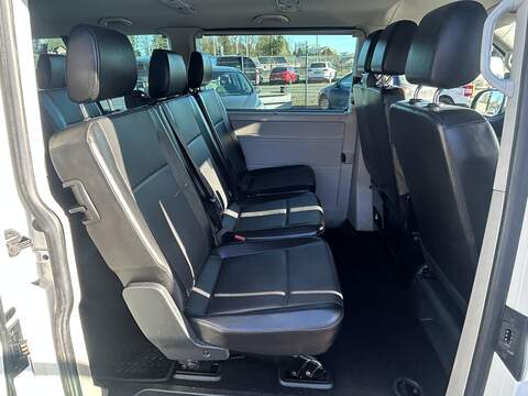 Volkswagen Transporter Shuttle 2.0 TDI BlueMotion Tech SE Minibus Double Cab 5dr Diesel Manual FWD LWB Euro 6 (s/s) (102 ps) - U156