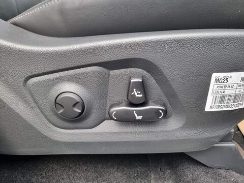 KGM Musso 2.2D Saracen Auto 4WD Euro 6 4dr - U157