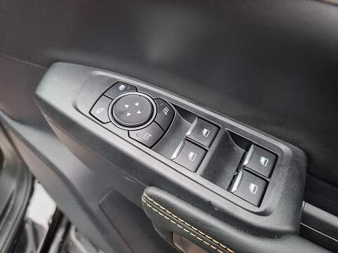 Ford Ranger 2.0 TD EcoBlue Wildtrak Auto 4WD Euro 6 (s/s) 4dr - U159