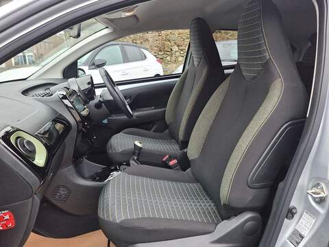 Peugeot 108 108 Collection Hatchback 0 Manual Petrol - U168