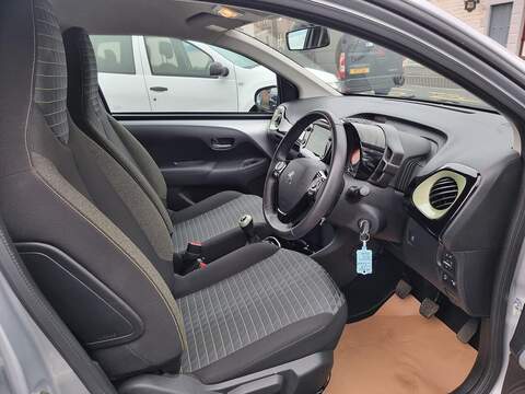 Peugeot 108 108 Collection Hatchback 0 Manual Petrol - U168
