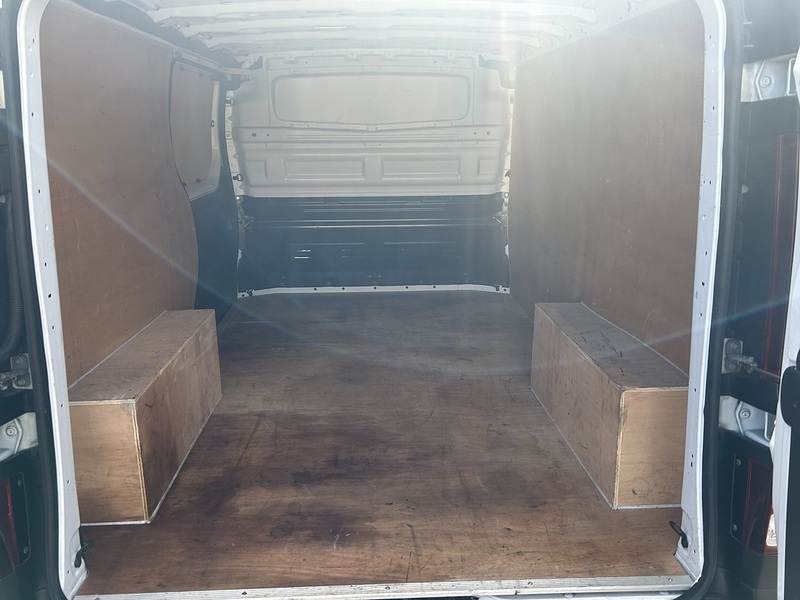 Renault Trafic 2.0 dCi Blue LL30 Start Panel Van 5dr Diesel Manual L2 H1 Euro 6 (s/s) (130 ps) - U170