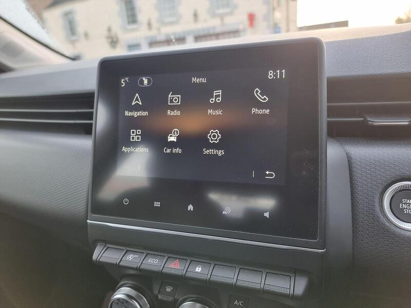 Renault Clio 1.0 TCe Iconic Edition Euro 6 (s/s) 5dr - U177