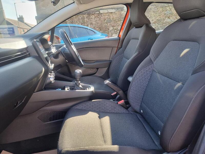 Renault Clio 1.0 TCe Iconic Edition Euro 6 (s/s) 5dr - U177