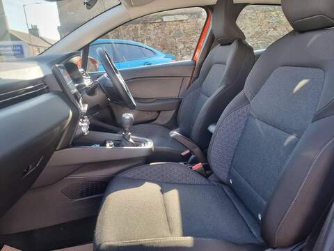 Renault Clio 1.0 TCe Iconic Edition Euro 6 (s/s) 5dr - U177