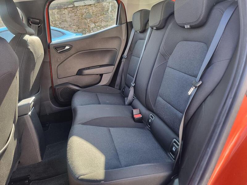 Renault Clio 1.0 TCe Iconic Edition Euro 6 (s/s) 5dr - U177