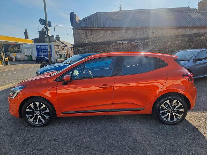 Renault Clio 1.0 TCe Iconic Edition Euro 6 (s/s) 5dr - U177