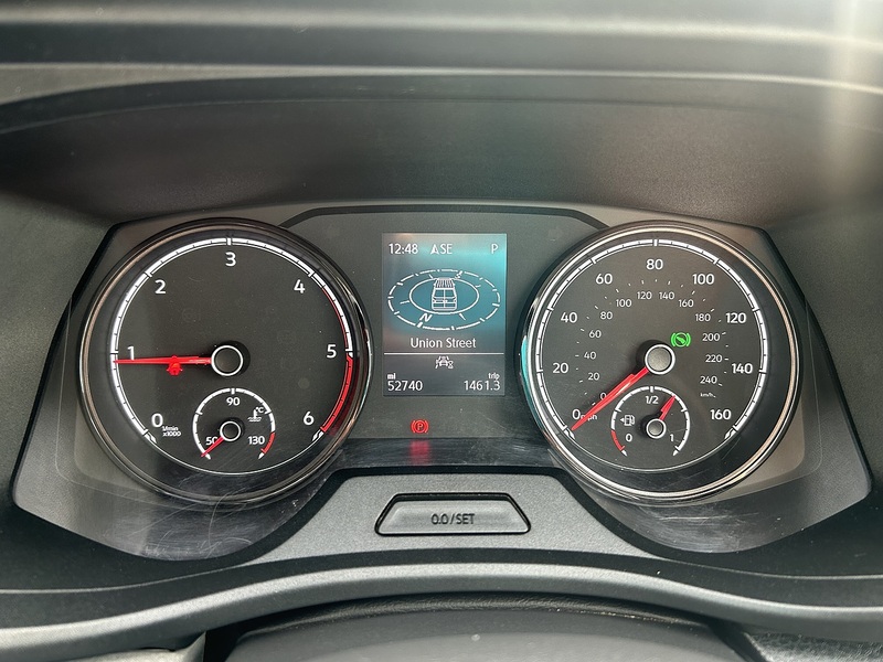 Volkswagen Transporter 2.0 BiTDI T32 Highline Kombi Double Cab 5dr Diesel DSG 4Motion LWB High Roof Euro 6 (s/s) (204 ps) - U187