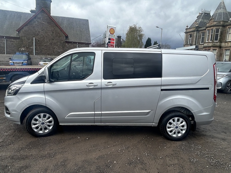 Ford Transit Custom 2.0 300 EcoBlue Limited Crew Van Double Cab 5dr Diesel Auto L1 H1 Euro 6 (s/s) (130 ps) - U191