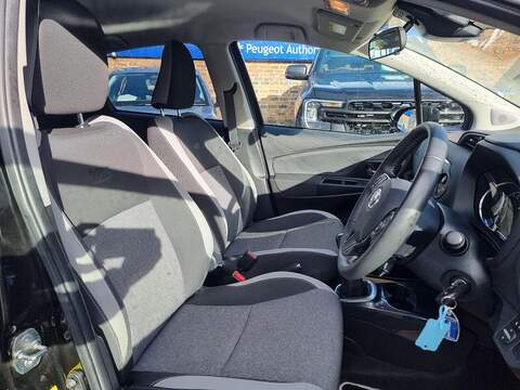Toyota Yaris 1.5 VVT-i Y20 Euro 6 5dr - U192