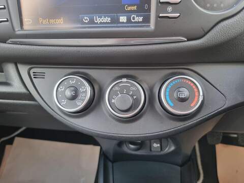 Toyota Yaris 1.5 VVT-i Y20 Euro 6 5dr - U192