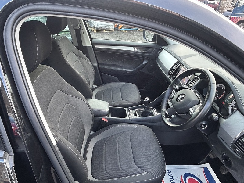 Skoda Kodiaq 1.5 TSI ACT SE Drive SUV 5dr Petrol Manual Euro 6 (s/s) (7 Seat) (150 ps) - U193