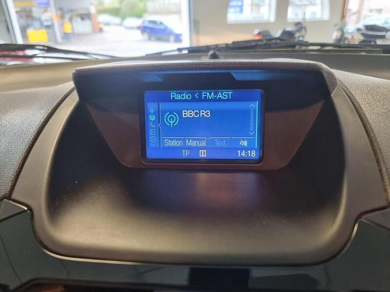 Ford EcoSport 1.0T EcoBoost Titanium 2WD Euro 5 (s/s) 5dr - U200