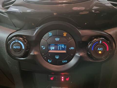 Ford EcoSport 1.0T EcoBoost Titanium 2WD Euro 5 (s/s) 5dr - U200