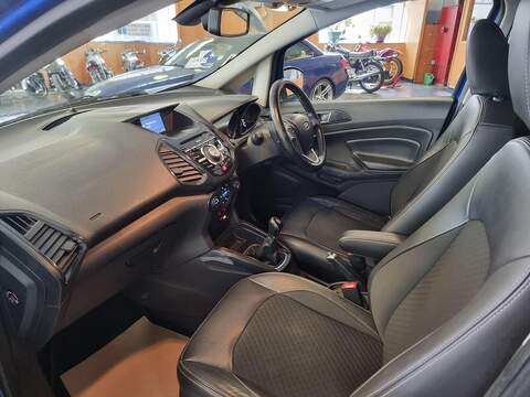 Ford EcoSport 1.0T EcoBoost Titanium 2WD Euro 5 (s/s) 5dr - U200