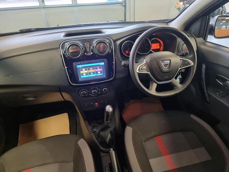 Dacia Logan MCV Stepway 1.5 Blue dCi Techroad Euro 6 (s/s) 5dr - U207