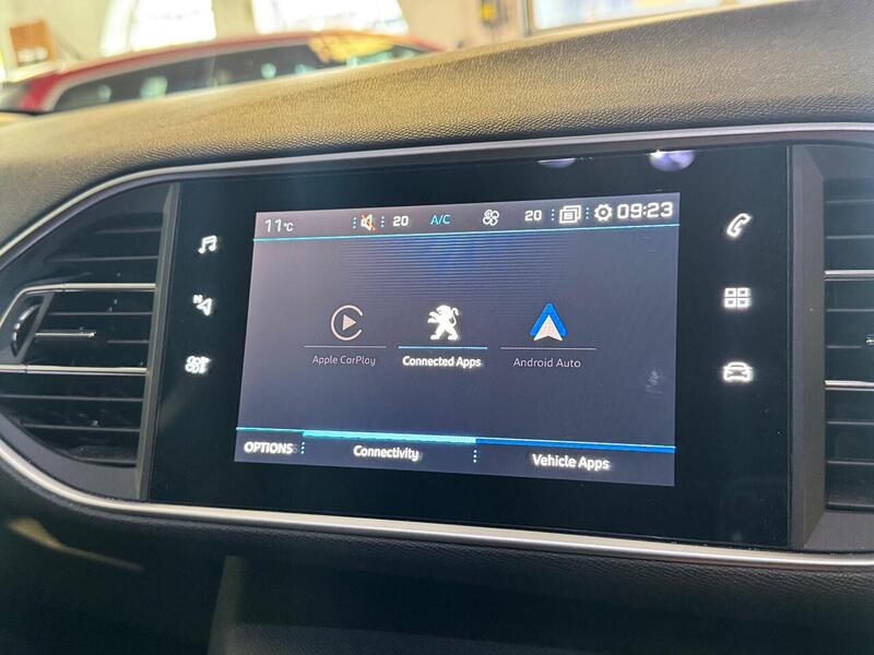 Peugeot 308 1.2 PureTech Allure Premium Euro 6 (s/s) 5dr - U213