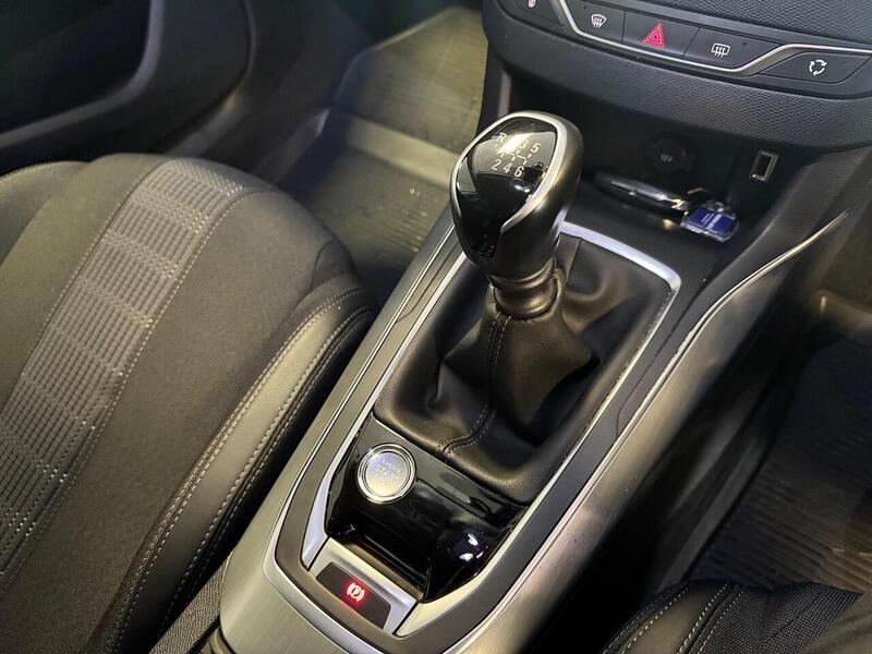 Peugeot 308 1.2 PureTech Allure Premium Euro 6 (s/s) 5dr - U213