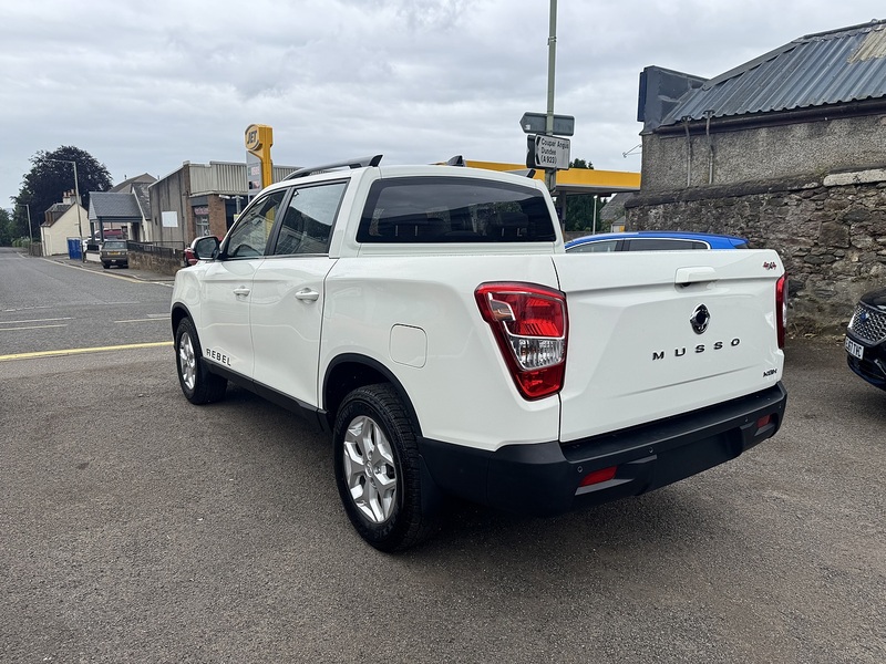 KGM Musso 2.2D Rebel Pickup Double Cab 4dr Diesel Manual 4WD Euro 6 (202 ps) - U223