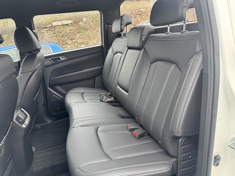 KGM Musso 2.2D Rebel Pickup Double Cab 4dr Diesel Manual 4WD Euro 6 (202 ps) - U223