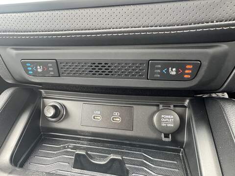 KGM Musso 2.2D Rebel Pickup Double Cab 4dr Diesel Manual 4WD Euro 6 (202 ps) - U223