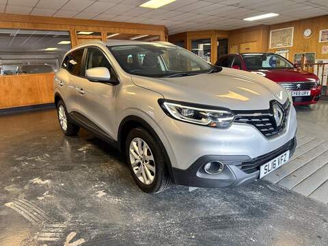 Renault Kadjar Corsa SRi Hatchback 1 Manual Petrol
