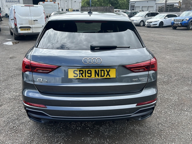 Audi Q3 2.0 TDI 35 S line SUV 5dr Diesel S Tronic Euro 6 (s/s) (150 ps) - U230