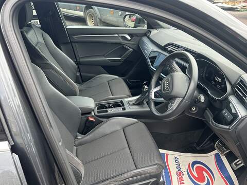 Audi Q3 2.0 TDI 35 S line SUV 5dr Diesel S Tronic Euro 6 (s/s) (150 ps) - U230