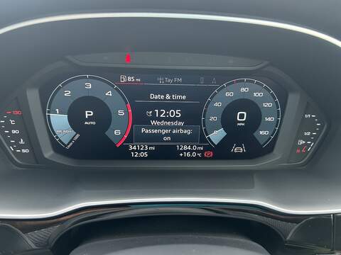 Audi Q3 2.0 TDI 35 S line SUV 5dr Diesel S Tronic Euro 6 (s/s) (150 ps) - U230