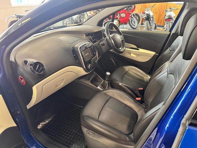 Renault Captur 1.3 TCe ENERGY GT Line Euro 6 (s/s) 5dr - U232