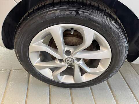 Vauxhall Corsa 1.4i ecoTEC SRi Euro 6 5dr - U236