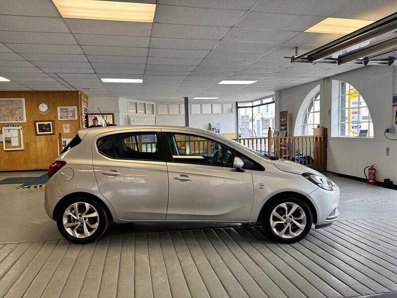 Vauxhall Corsa 1.4i ecoTEC SRi Euro 6 5dr - U236