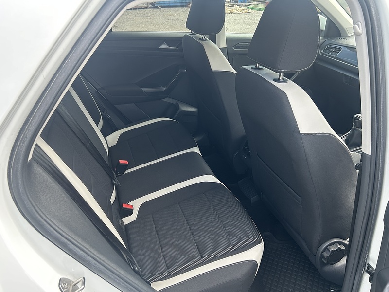 Volkswagen T-Roc 1.5 TSI EVO SEL SUV 5dr Petrol Manual Euro 6 (s/s) (150 ps) - U239