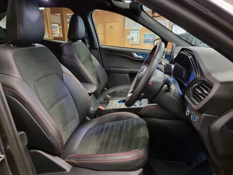 Ford Kuga Kuga 2.5 Duratec 14.4kWh ST-Line Edition CVT Euro 6 (s/s) 5dr - U26