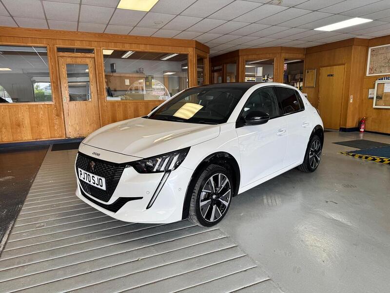 Peugeot 208 1.2 PureTech GT Hatchback 5dr Petrol Manual Euro 6 (s/s) (100 ps) - U262