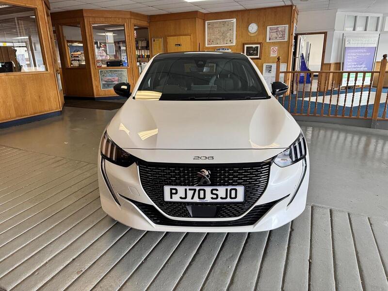 Peugeot 208 1.2 PureTech GT Hatchback 5dr Petrol Manual Euro 6 (s/s) (100 ps) - U262