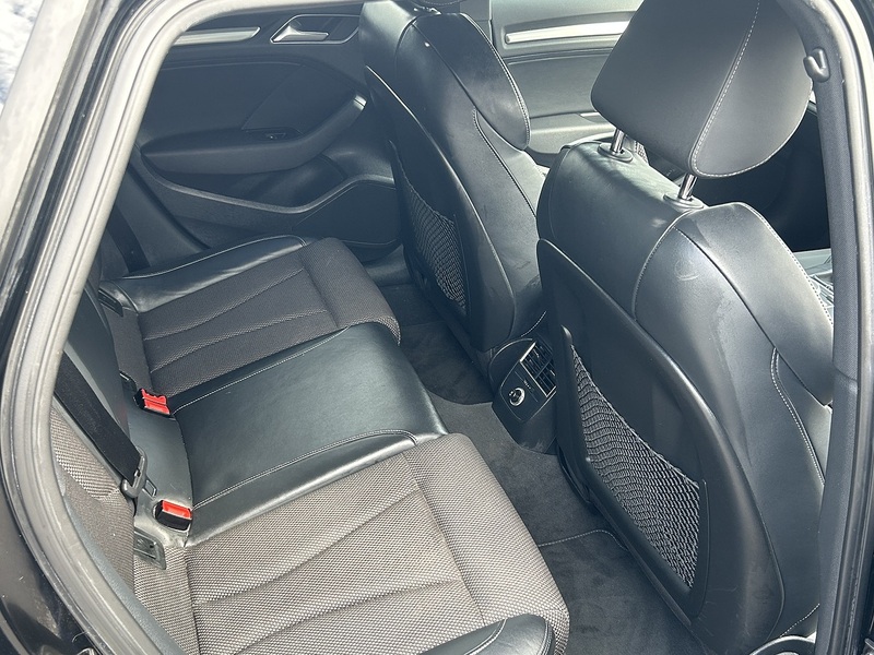 Audi A3 2.0 TFSI Black Edition Sportback 5dr Petrol Manual Euro 6 (s/s) (190 ps) - U263