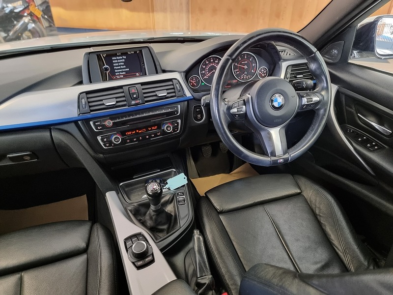BMW 3 Series 2.0 320d M Sport Touring 5dr Diesel Manual xDrive Euro 5 (s/s) (184 ps) - U269