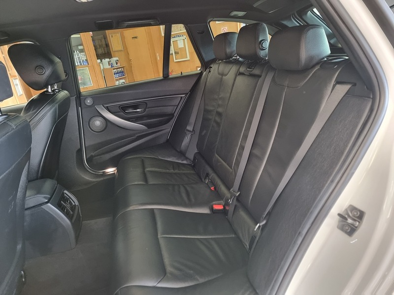 BMW 3 Series 2.0 320d M Sport Touring 5dr Diesel Manual xDrive Euro 5 (s/s) (184 ps) - U269