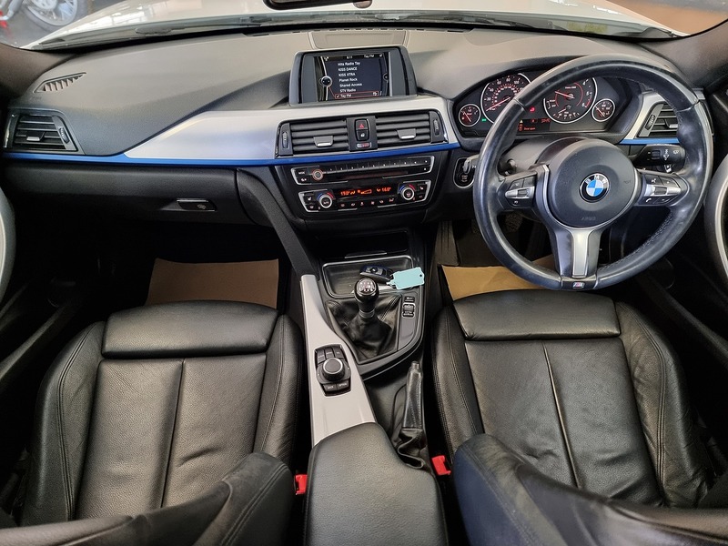 BMW 3 Series 2.0 320d M Sport Touring 5dr Diesel Manual xDrive Euro 5 (s/s) (184 ps) - U269