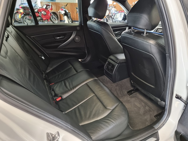 BMW 3 Series 2.0 320d M Sport Touring 5dr Diesel Manual xDrive Euro 5 (s/s) (184 ps) - U269