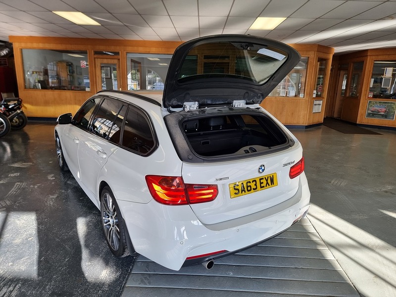 BMW 3 Series 2.0 320d M Sport Touring 5dr Diesel Manual xDrive Euro 5 (s/s) (184 ps) - U269