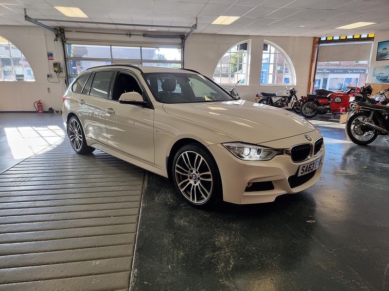 BMW 3 Series 2.0 320d M Sport Touring 5dr Diesel Manual xDrive Euro 5 (s/s) (184 ps) - U269