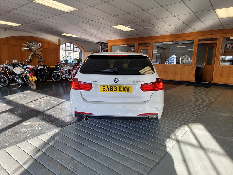 BMW 3 Series 2.0 320d M Sport Touring 5dr Diesel Manual xDrive Euro 5 (s/s) (184 ps) - U269